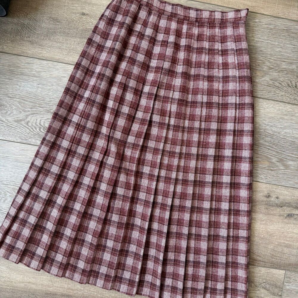 Ann Stevens Pleated A-Line Midi Skirt